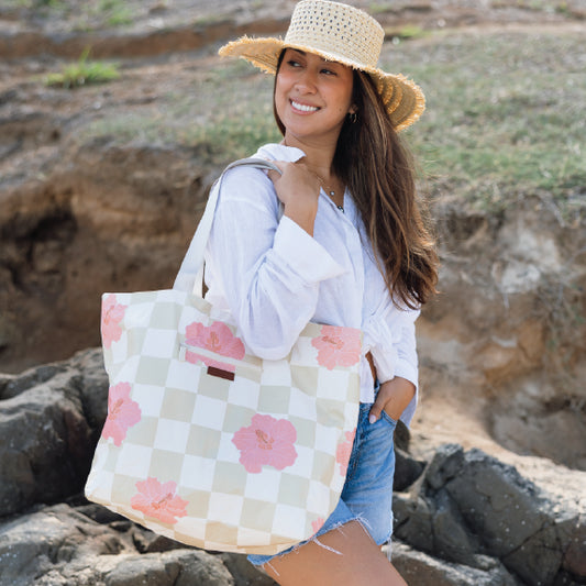 Pink Sands - The Weekender